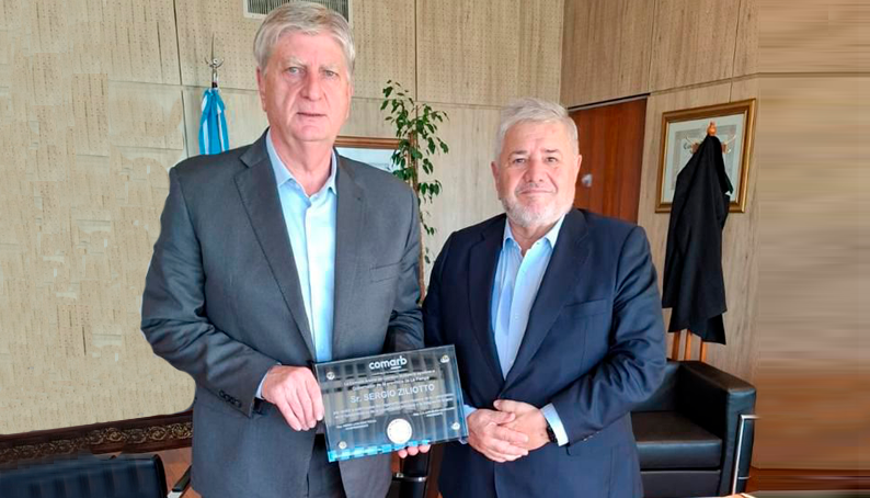 Reunidos - El Gobernador de La Pampa: Sr. Sergio Ziliotto y El Presidente de la Comisión Abitral Luis Capellano.